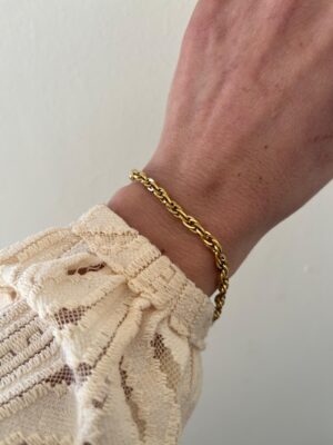 PULSERA ACERO DORADO