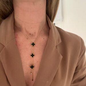 COLLAR TREBOL NEGRO