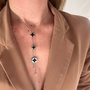 COLLAR TREBOL NEGRO