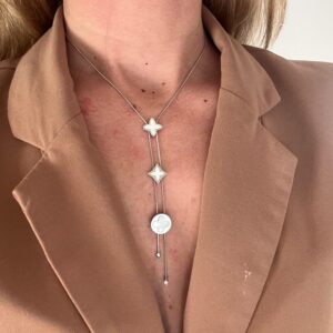 COLLAR TREBOL BLANCO